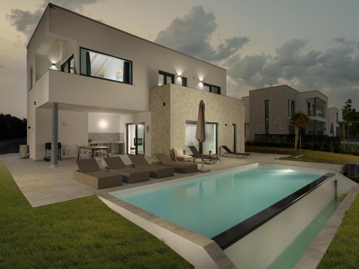 Sea View Villa Cala Royal Krnica Kültér fotó